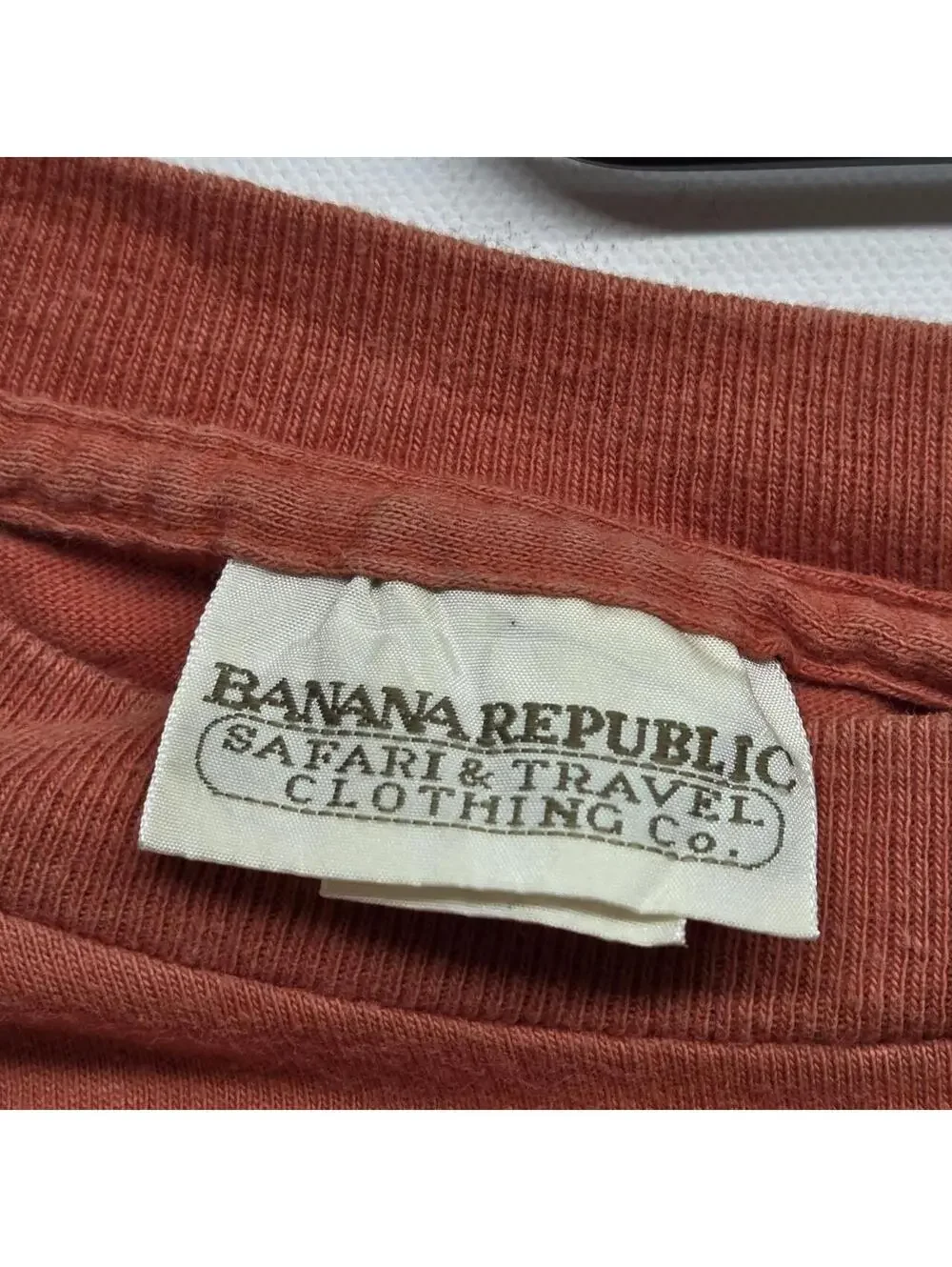 Banana Republic Men's Orange Tshirt